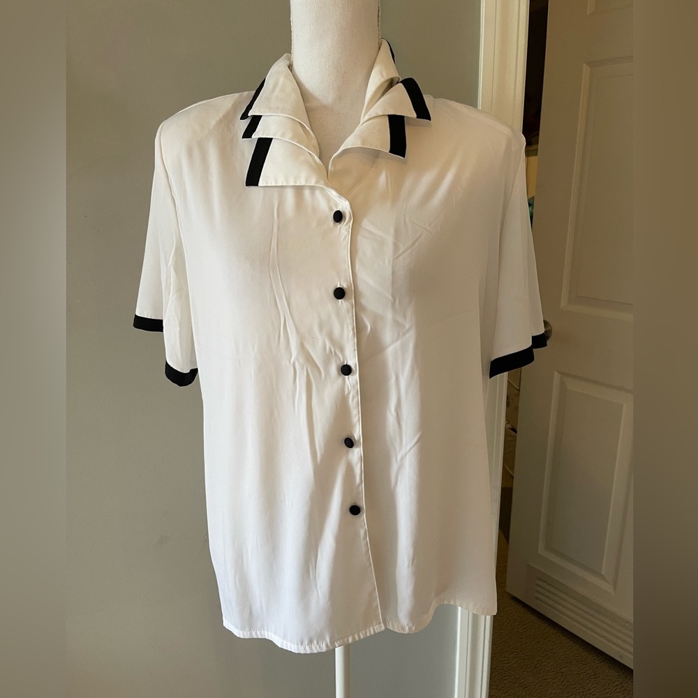 Kathy Che button down blouse - Picture 1 of 5